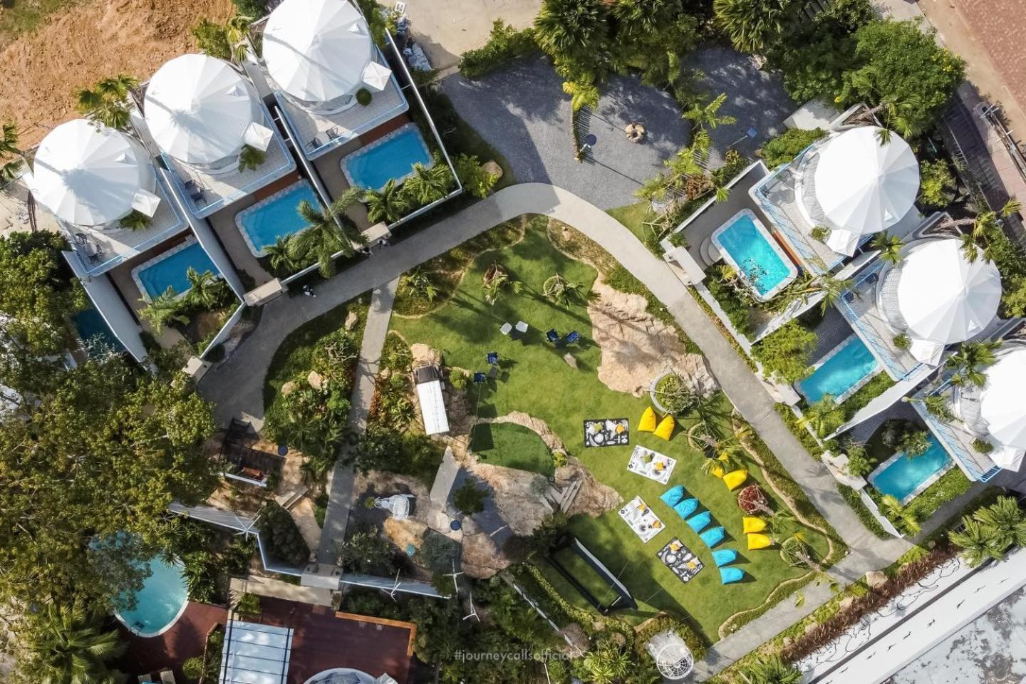 Le Resort And Villas Rawai Exteriör bild
